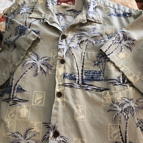 Mens Large RJC Hawaiian shirt with pale green background. - Picture 7 of 10